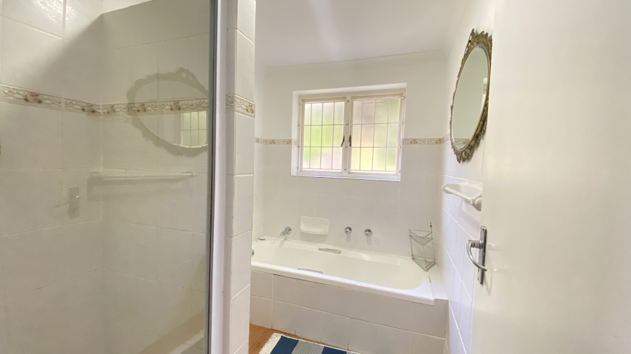 3 Bedroom Property for Sale in Glencairn Western Cape